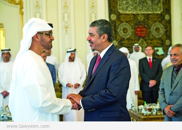 ABU DHABI, UNITED ARAB EMIRATES - August 03, 2015: HH Sheikh Mohamed bin Zayed Al Nahyan Crown Prince of Abu Dhabi Deputy Supreme Commander of the UAE Armed Forces (L), receives HE Khaled Bahah, Vice President and Prime Minister of Yemen (R), during a Sea Palace barza. ( Rashed Al Mansoori / Crown Prince Court - Abu Dhabi ) ---
